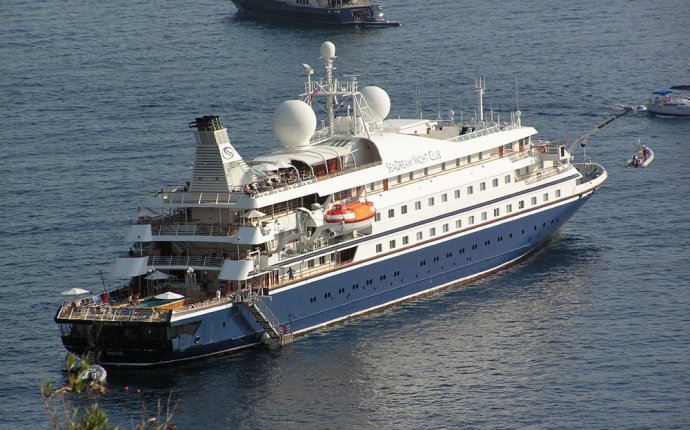 SeaDream Yacht Club - Passenger Ship Photographs - Passenger Ship