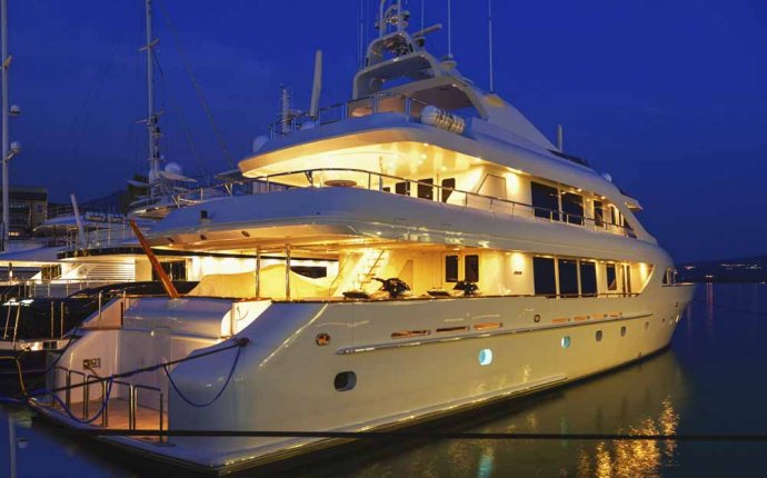 Yacht Charters - Crewed Private Charter yachts - Proven yacht