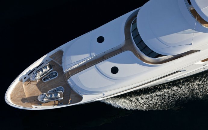 Top Yacht Brokerage