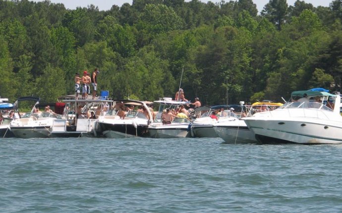 Lake Norman Party boat