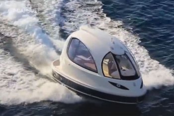 mini yacht jet pill