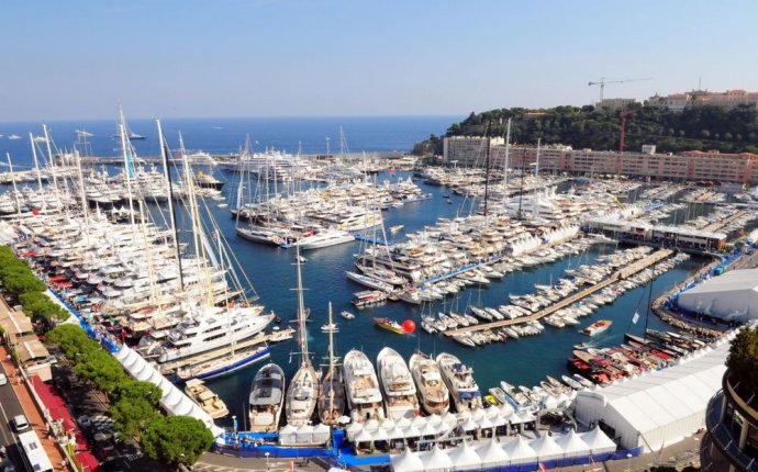 Luxury Yacht companies