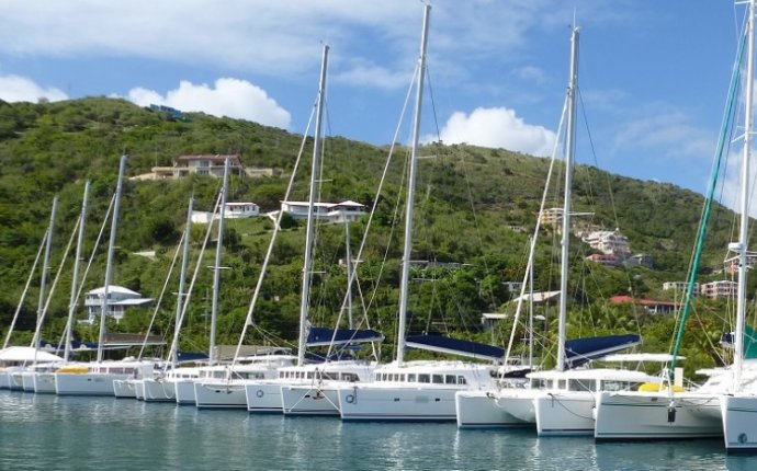 Chartered Catamaran Vacations